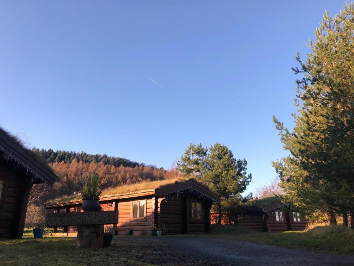 Log Home Village Ulverston Exterior photo