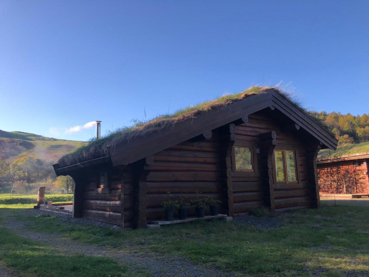Log Home Village Ulverston Exterior photo